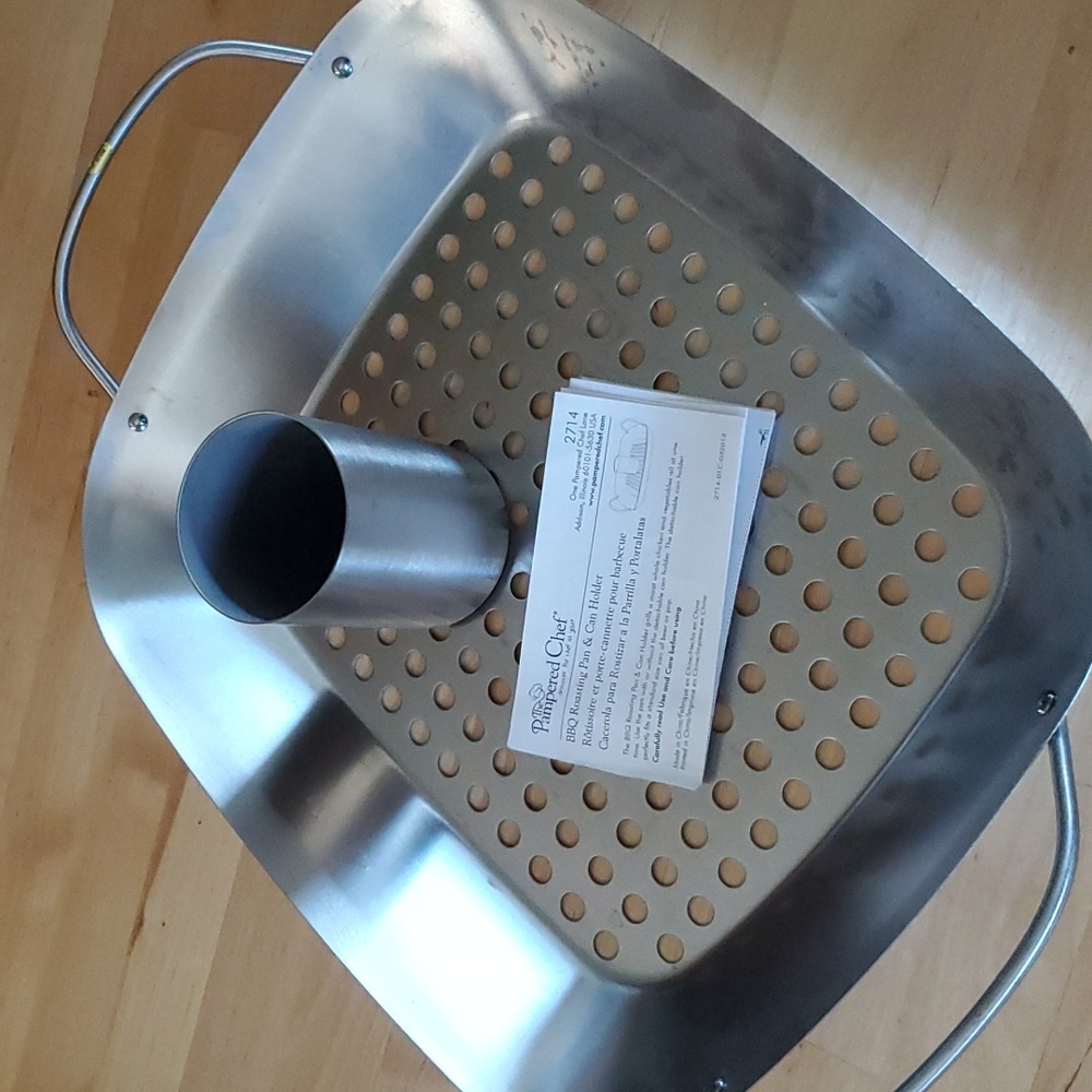 Pampered chef roasting pampered pan and cup holder